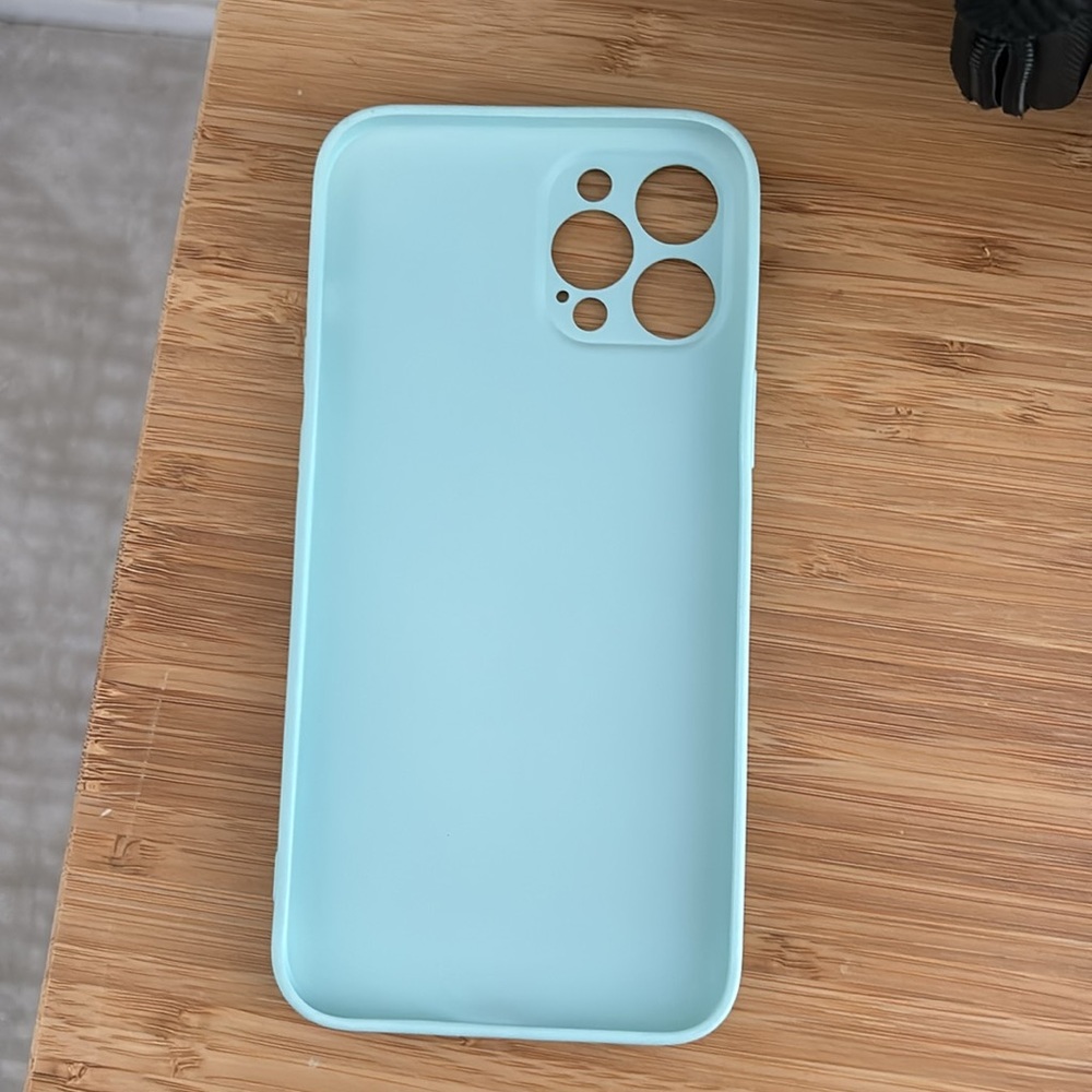 Decone iPhone case 12 pro max - Picture 2 of 2